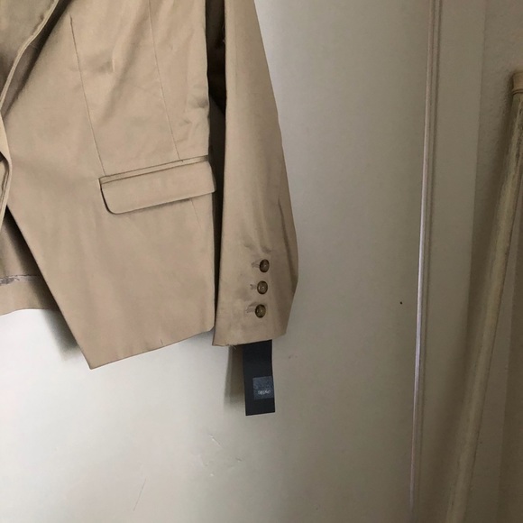 Women’s Tan Jacket - Picture 3 of 4